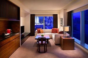 Grand-Deluxe-Suite_20110324