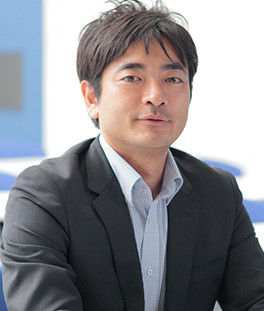 梅津信二郎